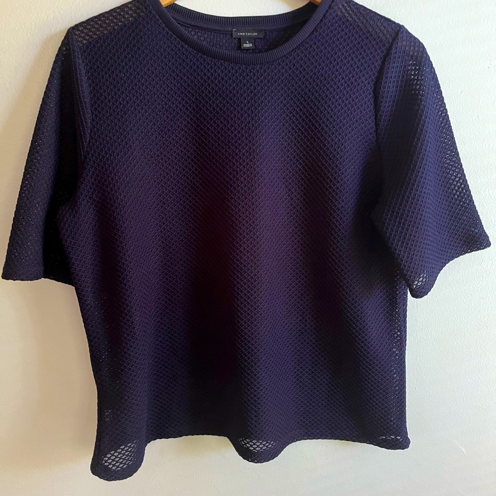 Ann Taylor navy blue mesh top size M